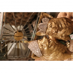 Soška Pes Welsh Corgi Pembroke s korunkou 45cm