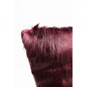 Polštářek Ontario Fur - tmavě červený, 60×60 cm