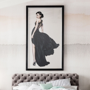 Zarámovaný obraz Audrey Hepburn v černých šatech 172x108cm